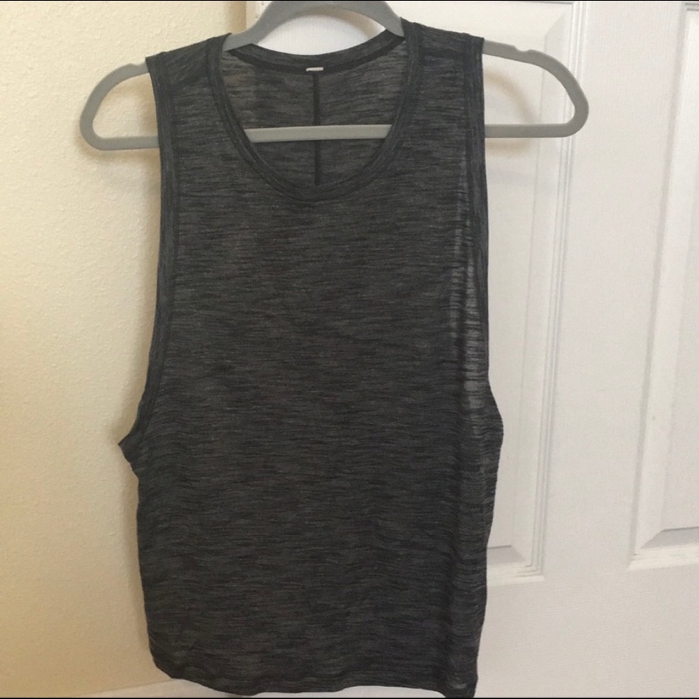 Lululemon muscle tank